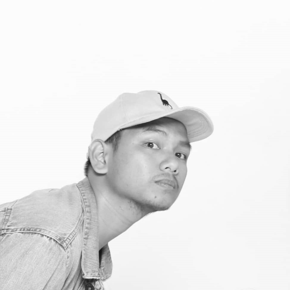 Dio Ilham headshot black and white